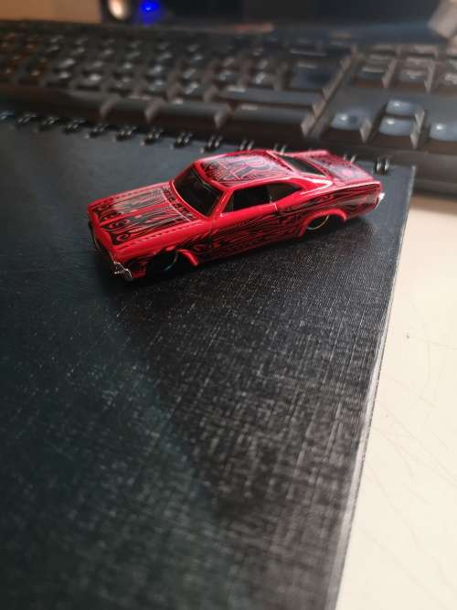 Hot Wheels - 65 Impala Lowrider - Open